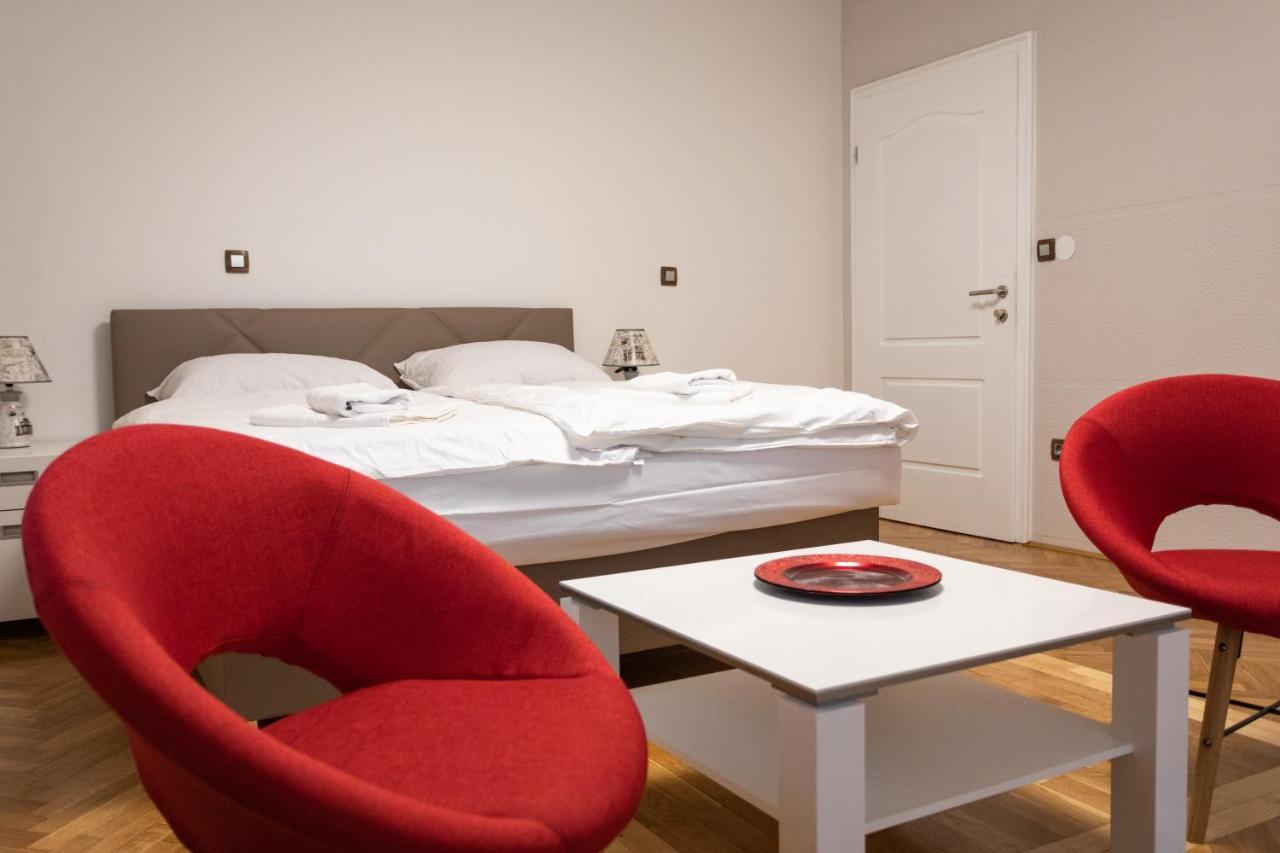 Apartments And Rooms Rubina Λιουμπλιάνα Εξωτερικό φωτογραφία